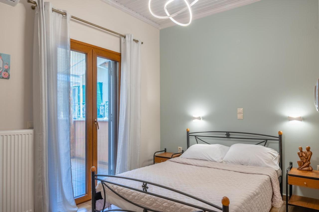 G.R Luxury Apartment Kalligoni Екстер'єр фото