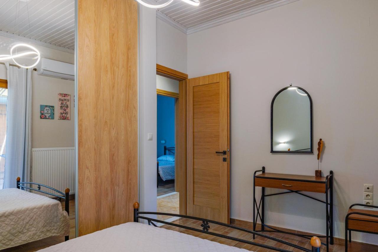 G.R Luxury Apartment Kalligoni Екстер'єр фото