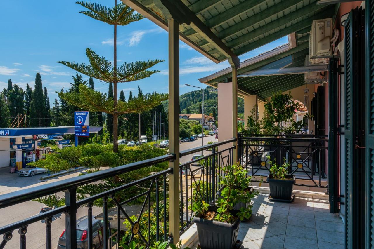 G.R Luxury Apartment Kalligoni Екстер'єр фото